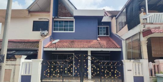 [RENOVATED] TERES 2 TINGKAT TAMAN KURNIA, BATU 3, KUANTAN