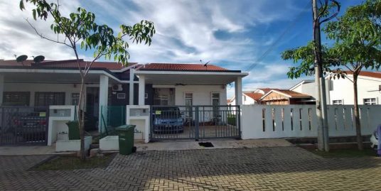 [CORNER LOT] RUMAH TERES SETINGKAT KOTASAS P5 KUANTAN UNTUK DIJUAL