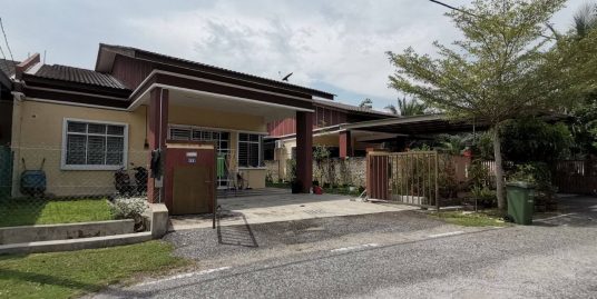 SEMI-D SETINGKAT TAMAN GUNUNG SENYUM
