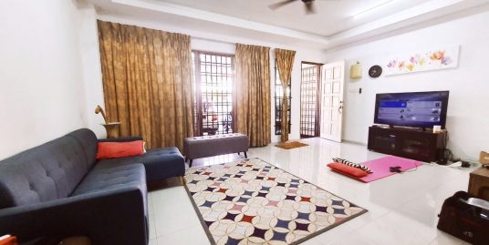 TERES DUA TINGKAT PROMENADE VILLA TANJUNG LUMPUR KUANTAN