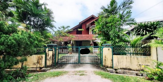 BANGLO DUA TINGKAT TOK SIRA KUANTAN