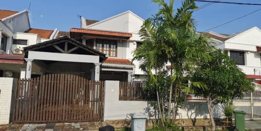 Teres Dua Tingkat Lorong Kubang Buaya Kuantan