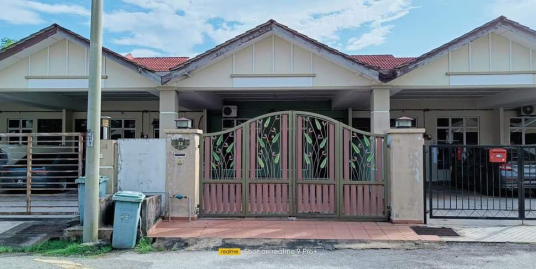 [RENOVATED PORCH & KITCHEN CABINET] Teres Setingkat Perumahan Kampung Sungai Deraka Tanjung Lumpur Kuantan