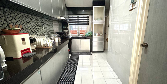 [ NICE UNIT FULLY RENOVATED WITH KITCHEN CABINET ] Teres Setingkat Taman Pasdec Aman 2, Indera Mahkota 3, Kuantan