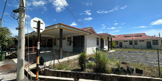 [ CORNER LOT WITH RENOVATED TABLE TOP ] Teres Setingkat Bukit Rangin Damai