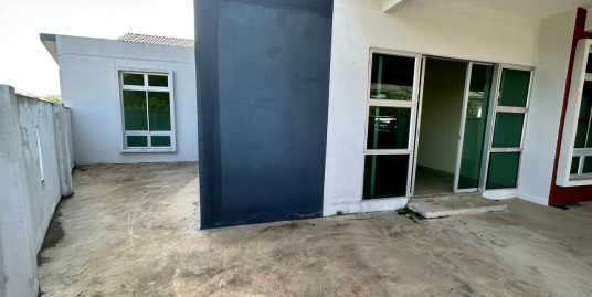 [ ENDLOT FREEHOLD OPEN TITLE WITH 4 ROOMS ] Teres Setingkat Indera Mahkota 15