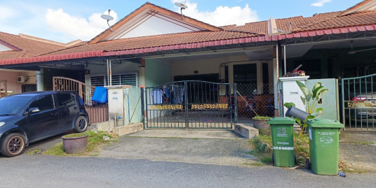 Teres Setingkat Taman Wijaya Karak Bentong Pahang