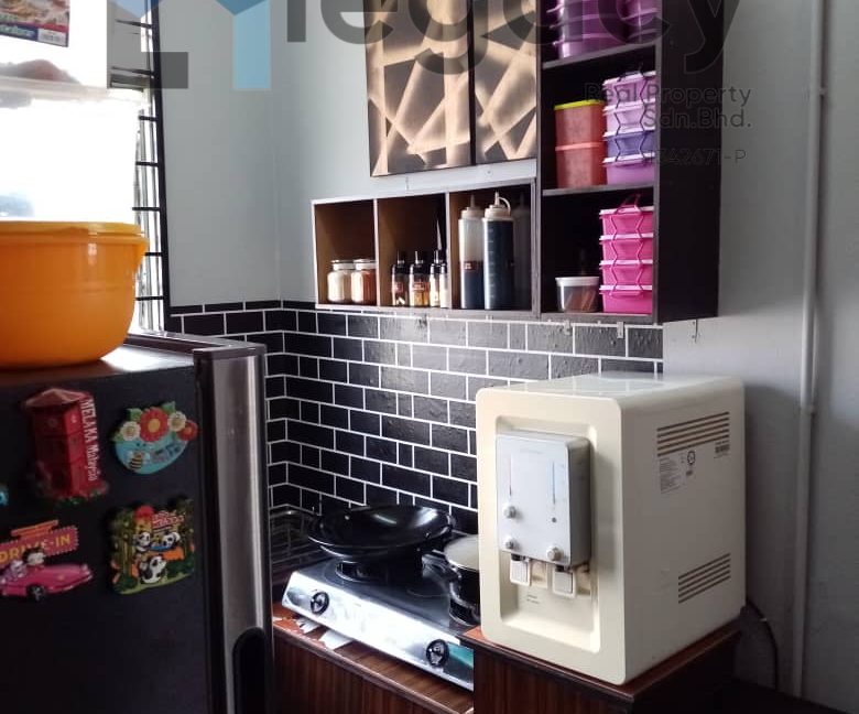 RUMAH SESEBUAH TAMAN DESA JAYA JENGKA BANDAR TUN RAZAK MARAN (7)